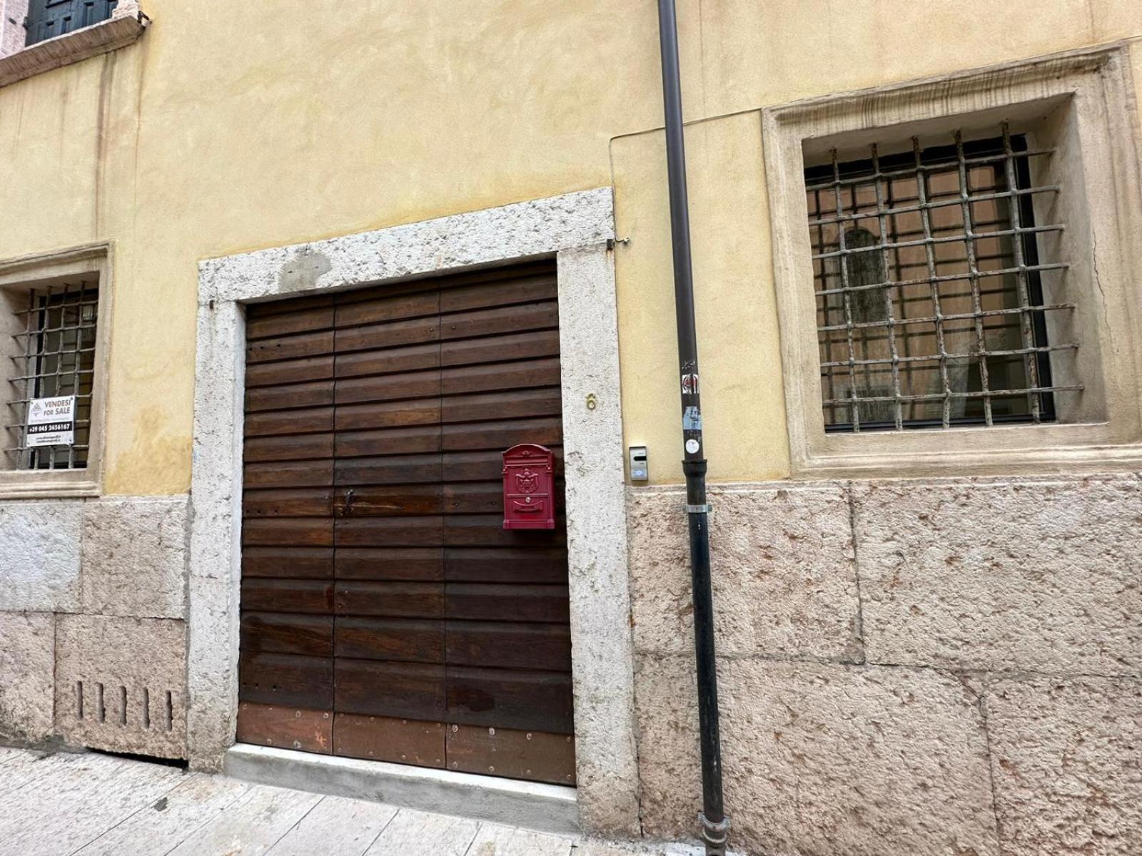 Al Campanile Διαμέρισμα Βερόνα Εξωτερικό φωτογραφία